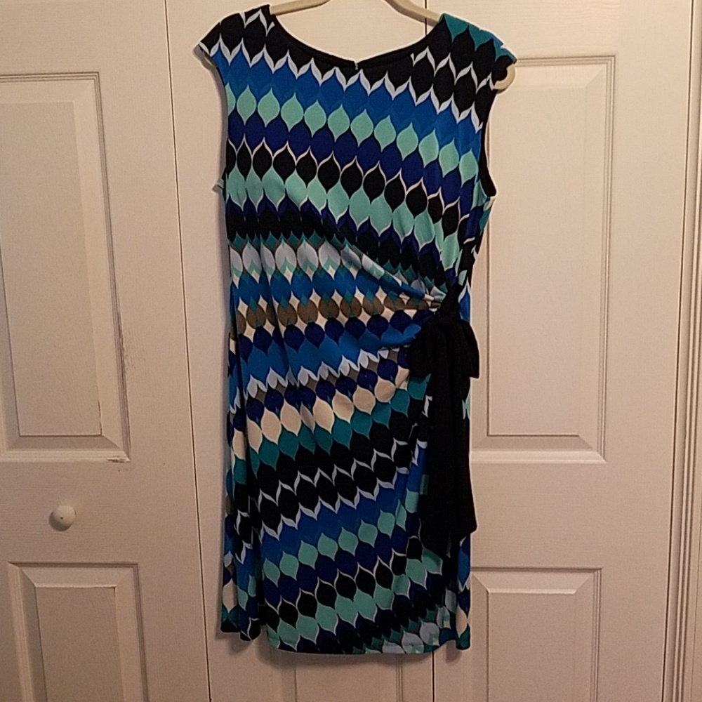 R & K geometrics dress, size L